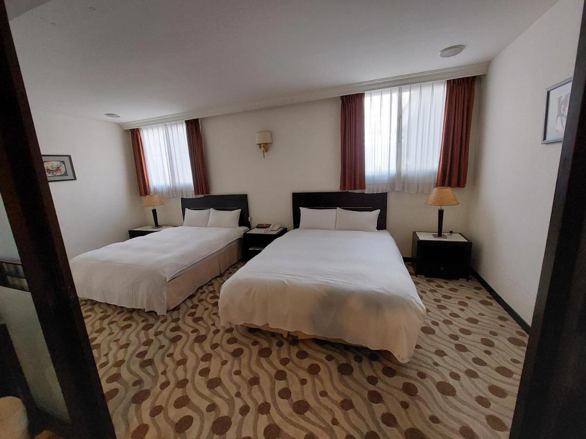 Herkang Hotel Тайчжун Екстер'єр фото