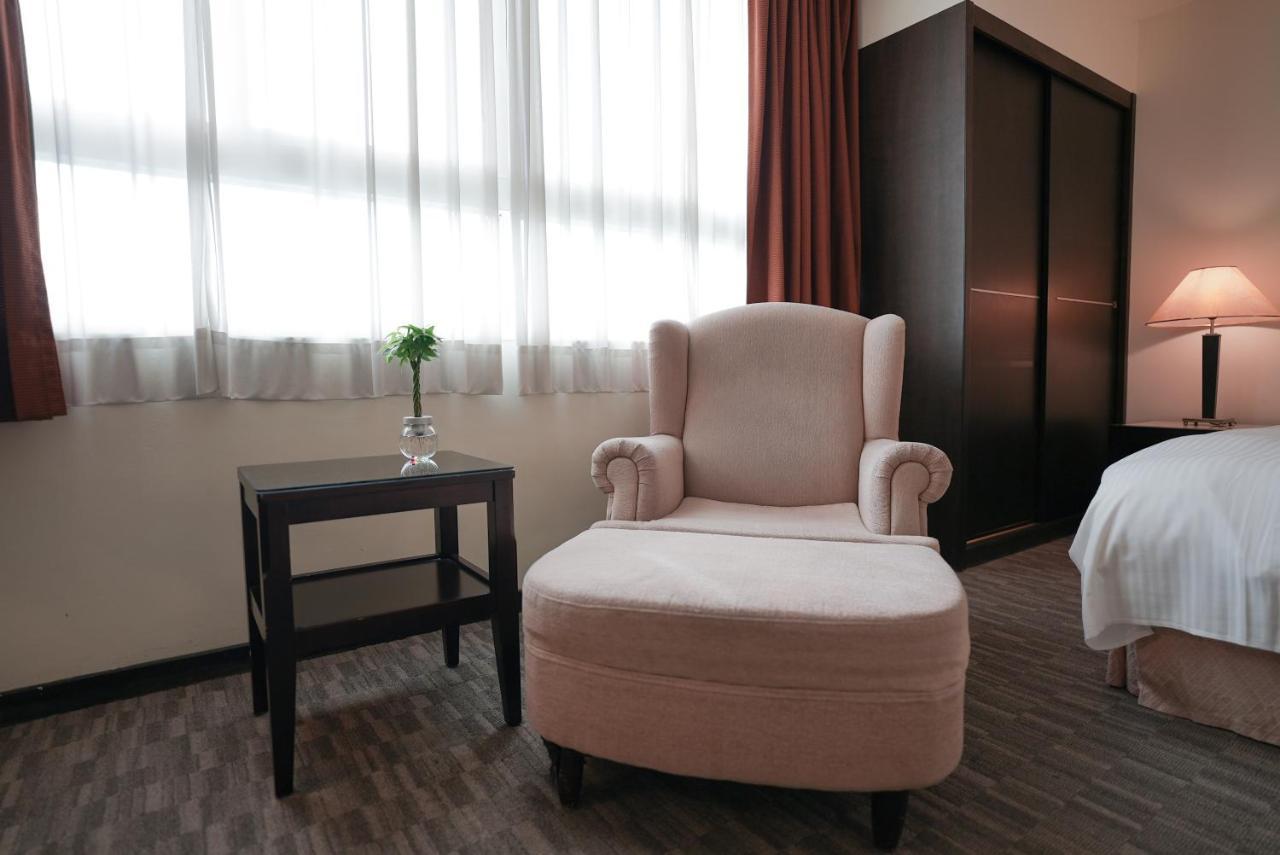 Herkang Hotel Тайчжун Екстер'єр фото