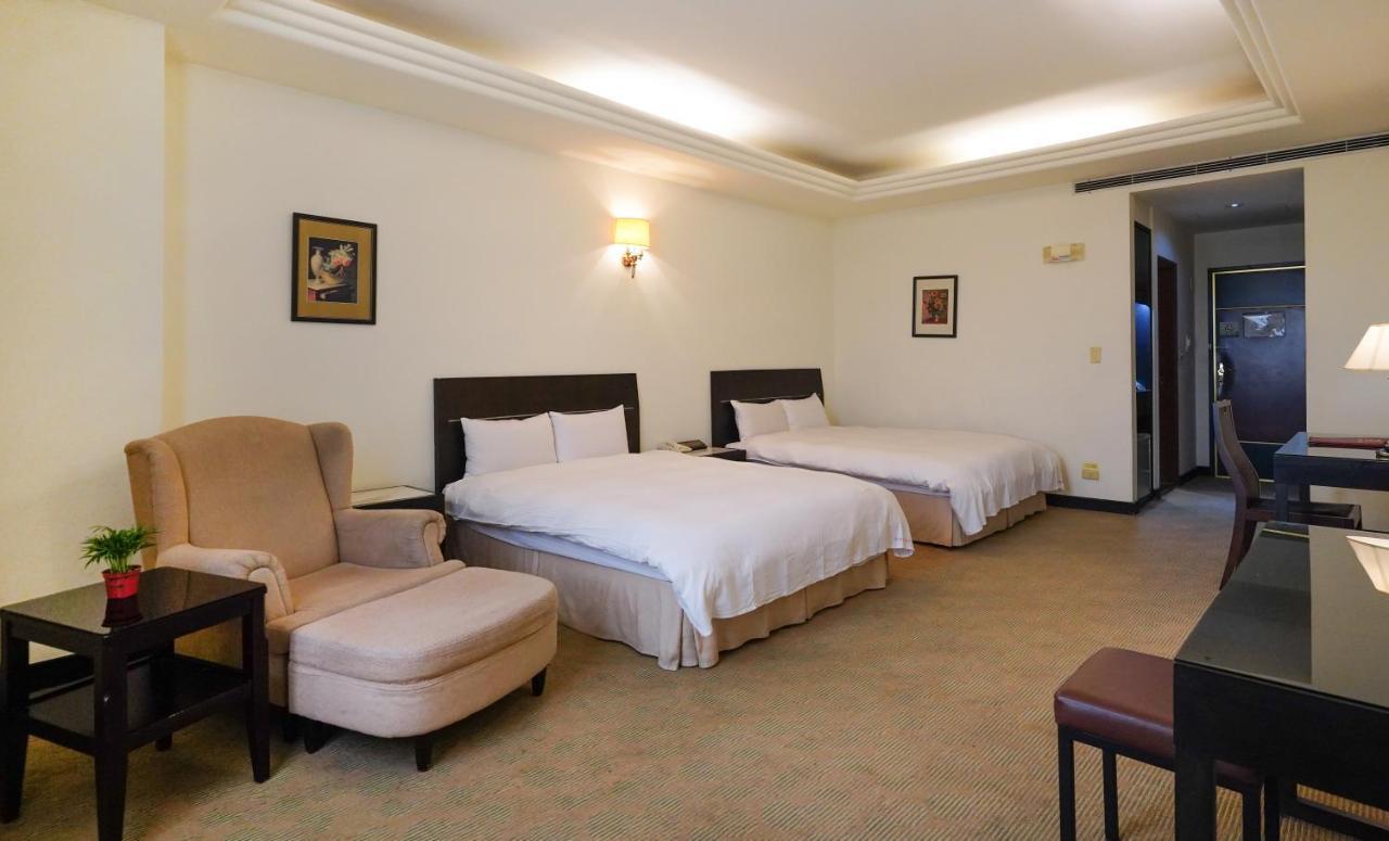 Herkang Hotel Тайчжун Екстер'єр фото