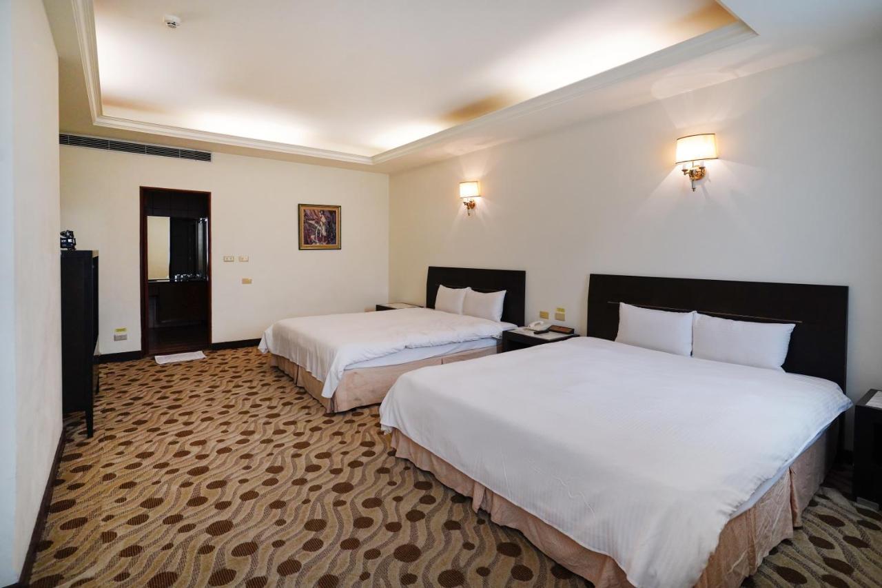 Herkang Hotel Тайчжун Екстер'єр фото